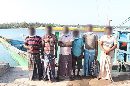 Six Indian fishermen arrested for poaching in Sri Lankan waters